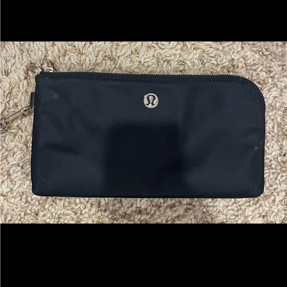 Lululemon curved wristlet